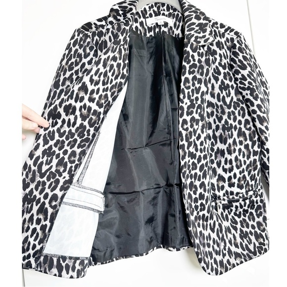 89th + Madison Leopard Print Blazer Jacket Size Medium 3/4 Sleeve Mob Wife - Picture 4 of 8